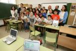O presidente con alumnos do CEIP Plurilingüe San Marcos de Abegondo