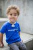 Niña con el dispositivo médico