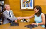 Beatriz Mato e Alfonso Rueda na sinatura do convenio
