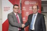 Acordo Fundación Vodafone España e Fundación ONCE.