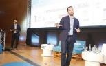 Un dos relatores no congreso Talking About Twitter (TAT).