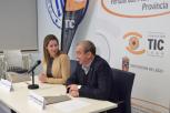 La alcaldesa de Lugo, Lara Méndez, y el presidente de la Diputación, Darío Campos, en la presentación de los nuevos talleres.
