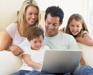 Niños y niñas y sus familiares