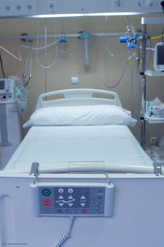 Cama de hospital